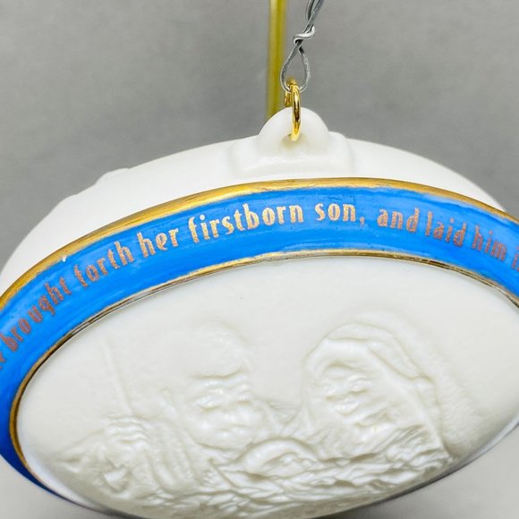 Hallmark 2000 The Blessed Family Keepsake Christmas Ornament Magic Light-Up w/Bo - Picture 6 of 11